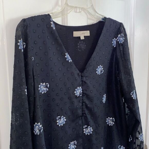 LOFT textured floral print blouse size S - Picture 4 of 9